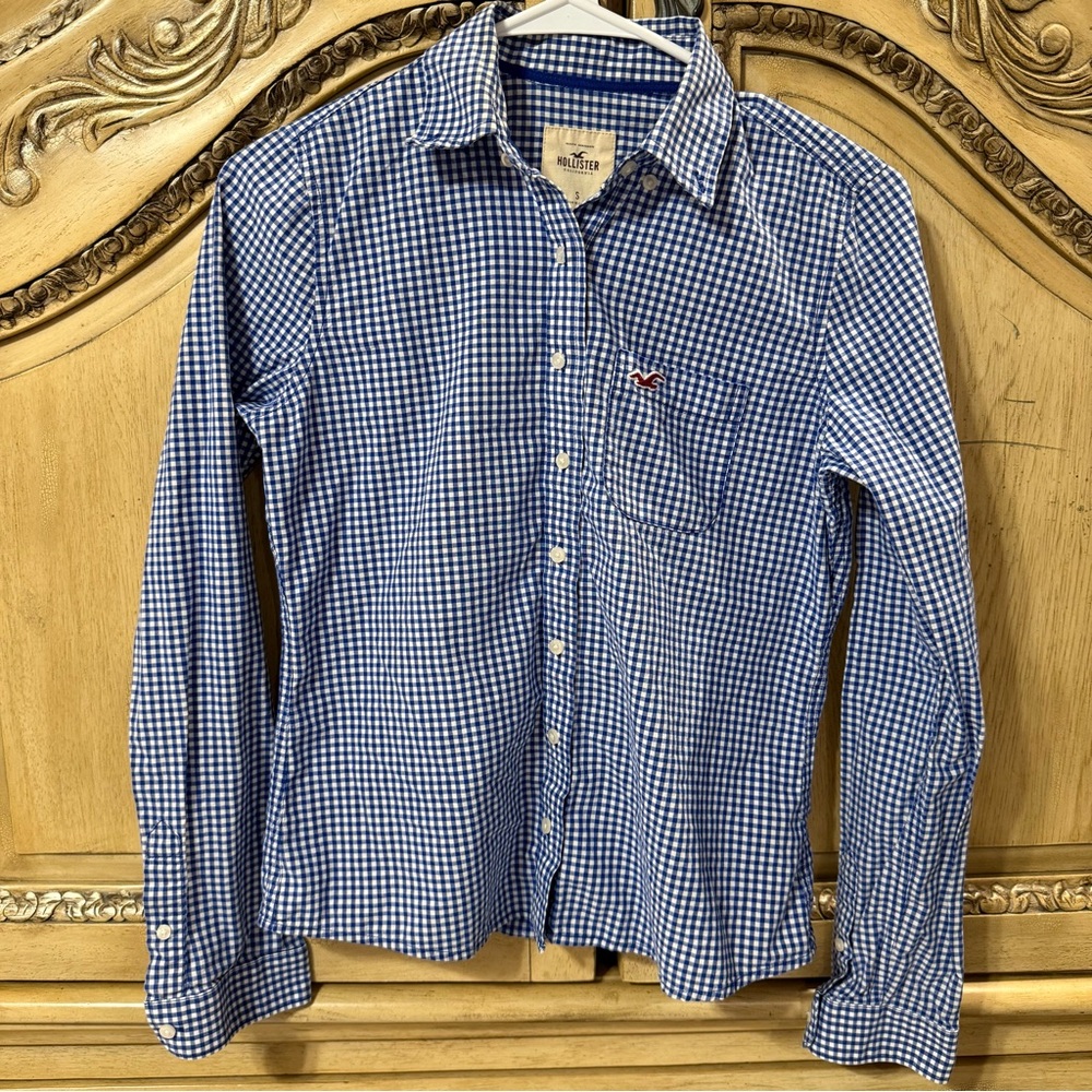 Hollister Navy and White Girl Button-Down Paid Shirt Size Small